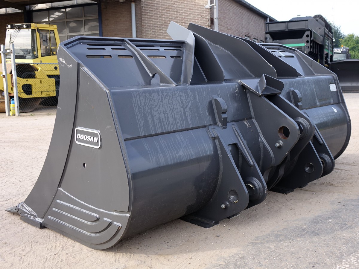 NEW LOADER BUCKET VOLVO EURO 2000 SYSTEM FOR VOLVO L90/L110/L120/L150